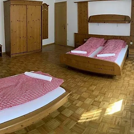 Ledererwirt Hotel