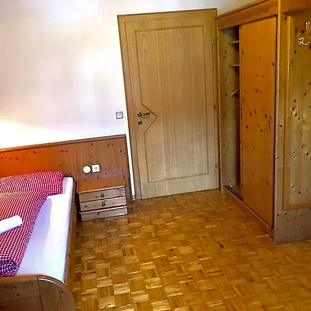 Hotel Ledererwirt *