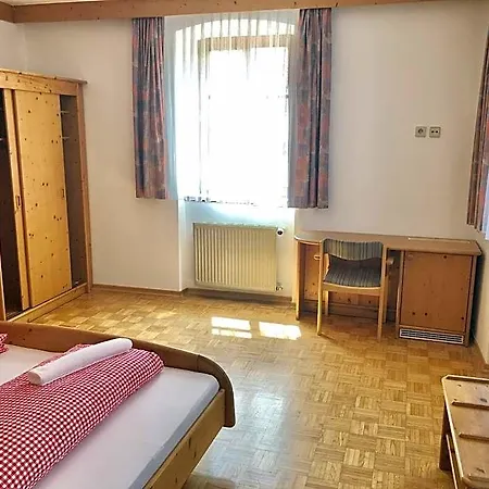 Ledererwirt Hotel *